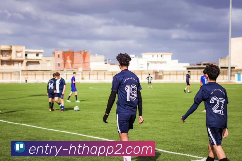 篮球运动中常见的足部扭伤及其预防与康复方法详解